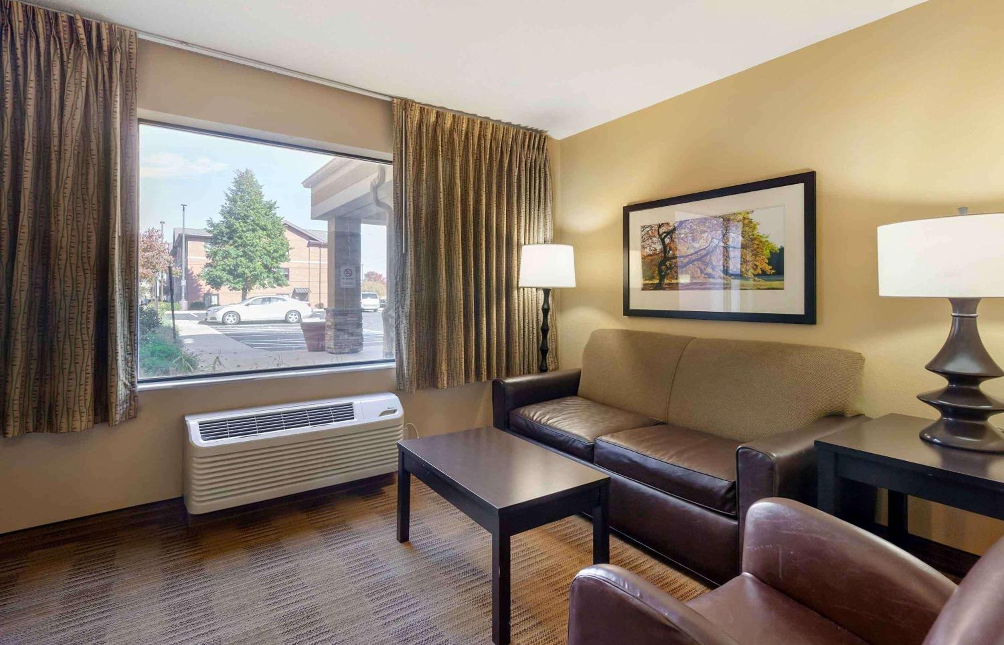 Extended Stay America Suites - Madison - Junction Court Middleton Buitenkant foto