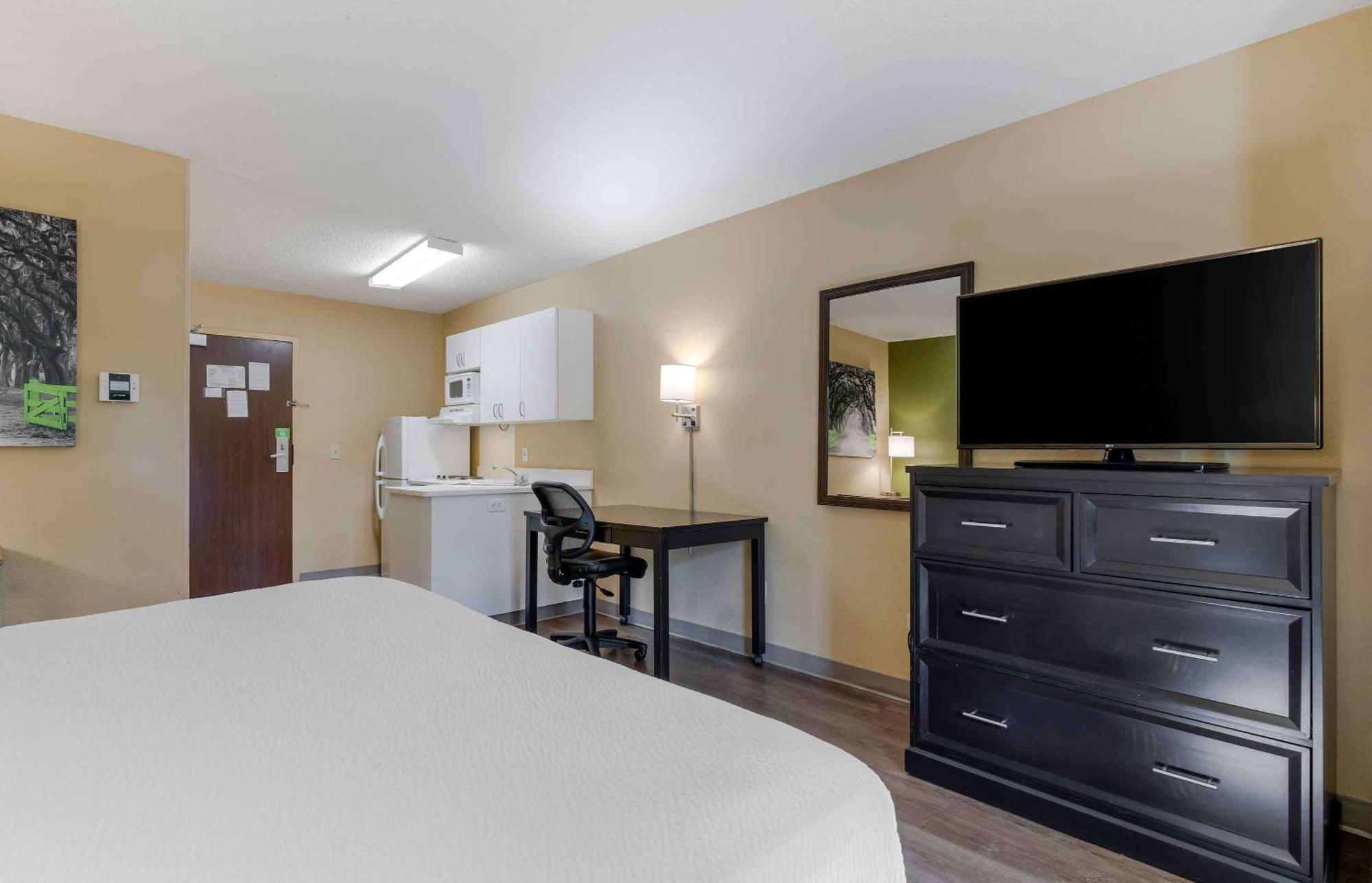 Extended Stay America Suites - Madison - Junction Court Middleton Buitenkant foto
